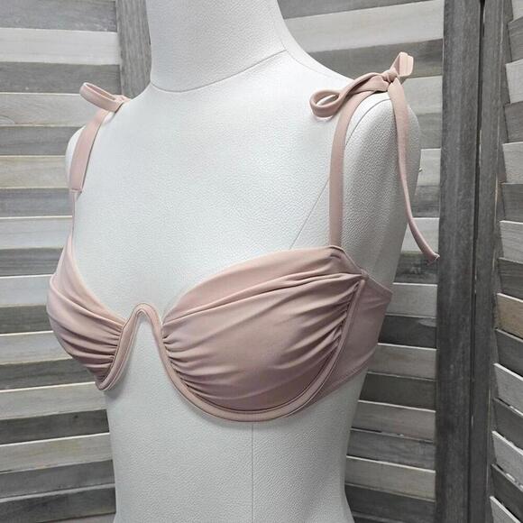 Shoulder Tie Shirred Underwire Bikini Top | Shade & Shore | 36C - Picture 3 of 9